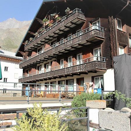 Self-Service Guesthouse Berggeist Saas-Fee Eksteriør bilde