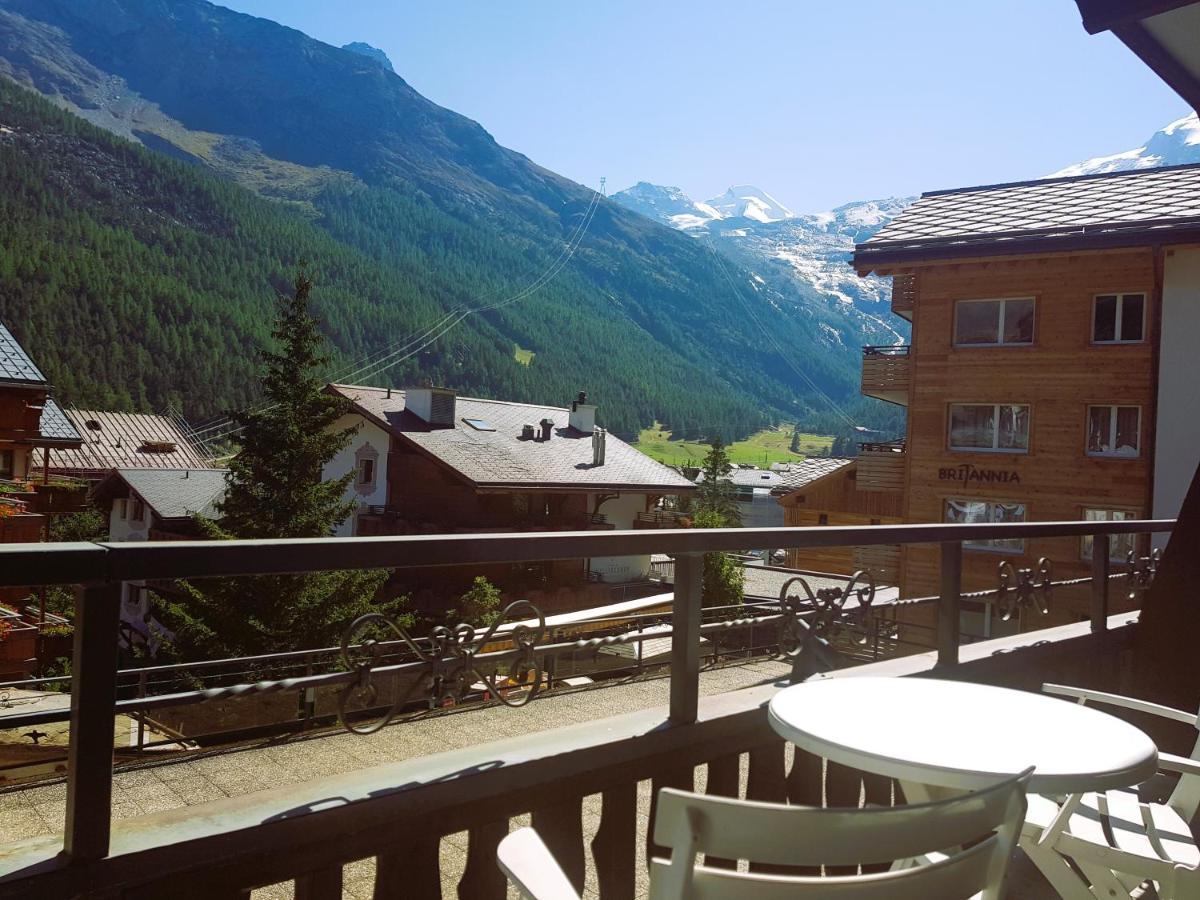 Self-Service Guesthouse Berggeist Saas-Fee Eksteriør bilde